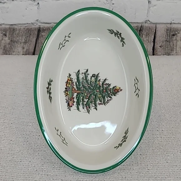 Spode 2000 VTG Christmas Tree Oven to Table Oval Rimmed Dish in